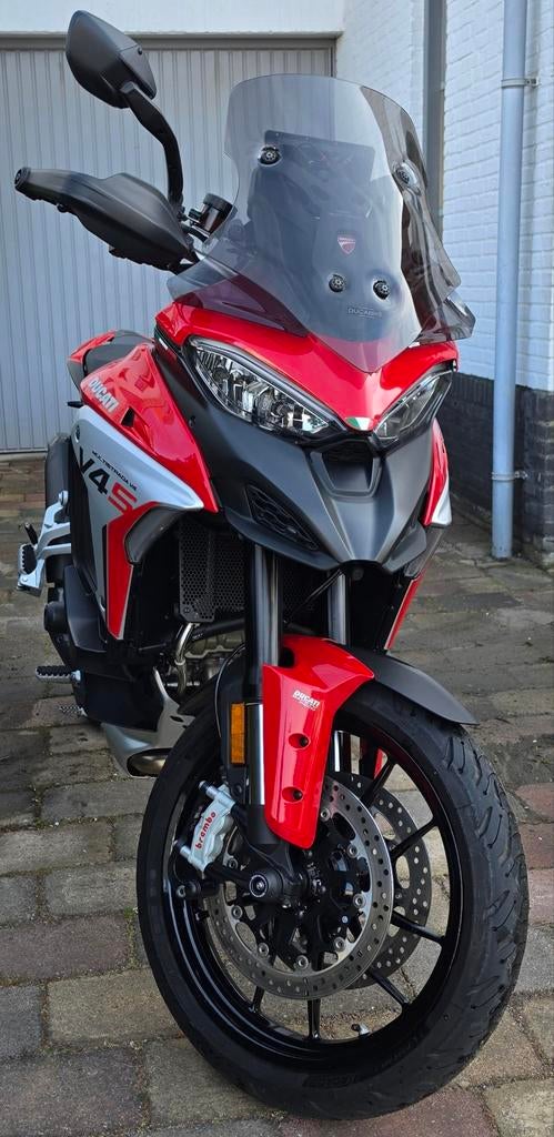 Ducati Multistrada V4 - BJ 2023 km stand 21300