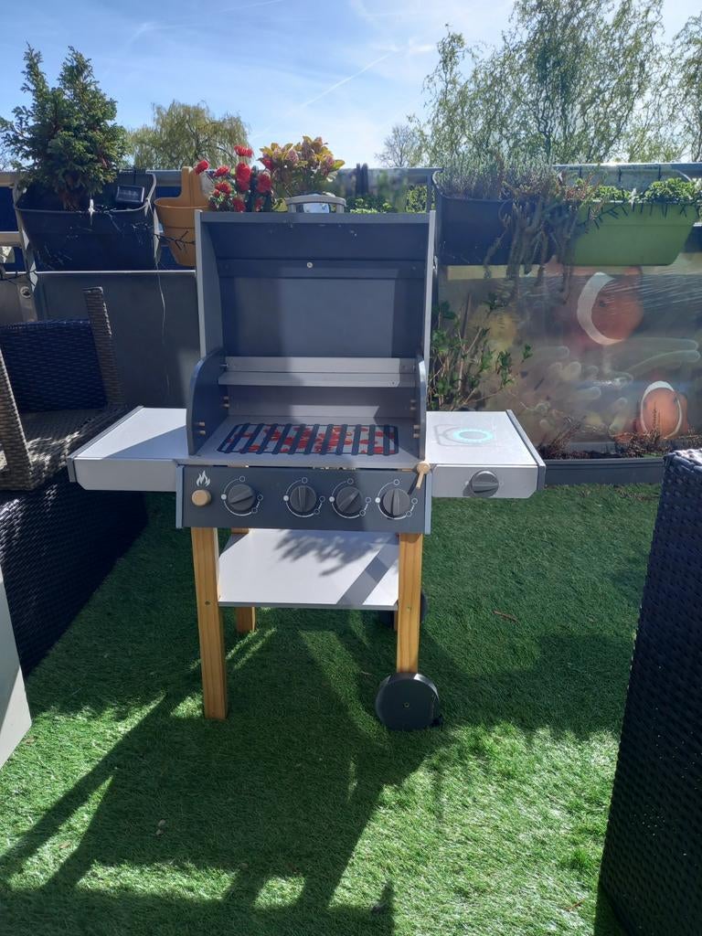 Houten speelgoed barbeque, Kinderen en Baby's, Ophalen, Gebruikt, Meubelstuk of Keukentje