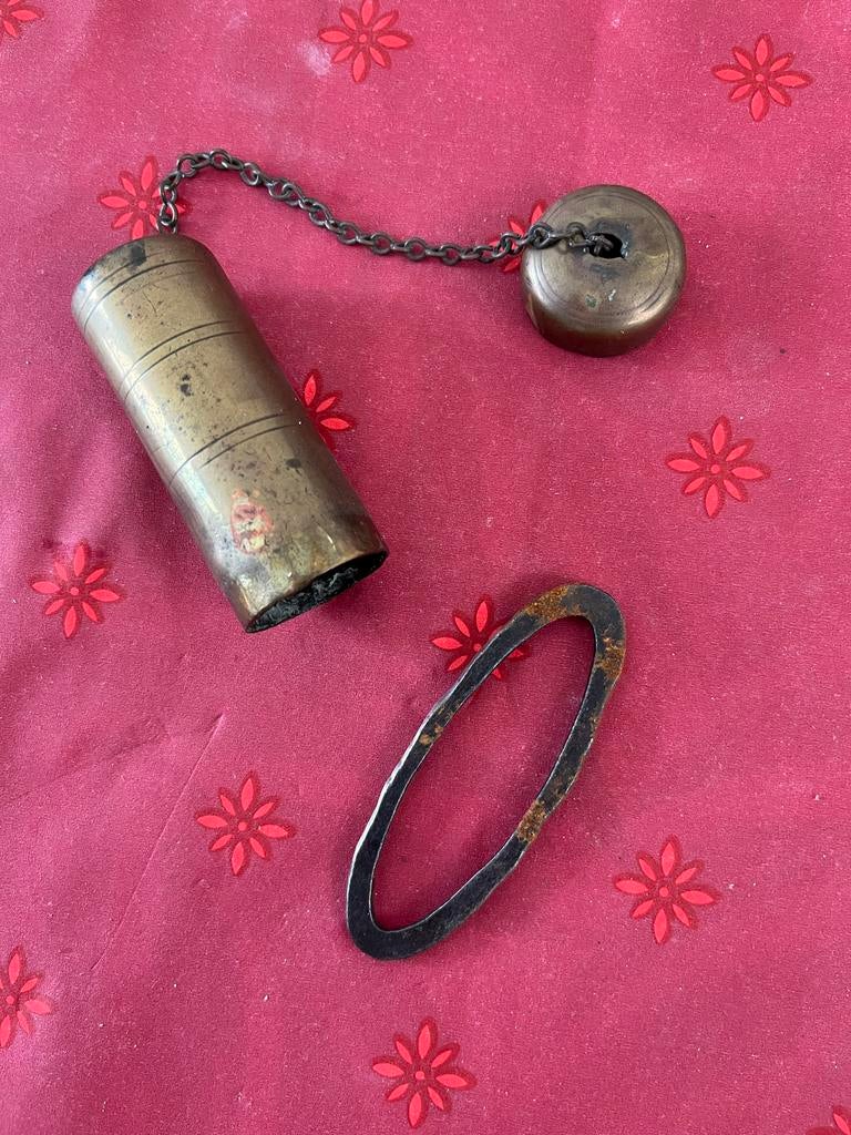 Antieke Koperen Tondeldoos met Vuurstaal en Ketting, Antiek en Kunst, Antiek | Koper en Brons, Ophalen of Verzenden, Koper