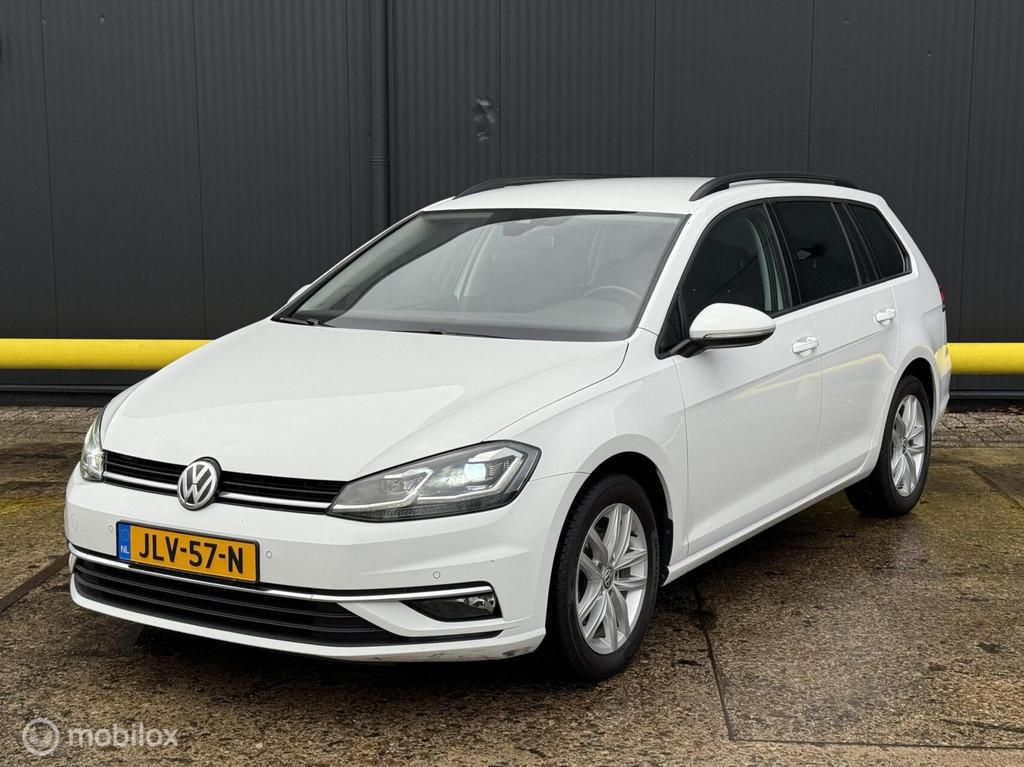 Volkswagen Golf 1.6 TDI Highline | ACC | CARPLAY |, Auto's, Voorwielaandrijving, Gebruikt, 4 cilinders, 116 pk