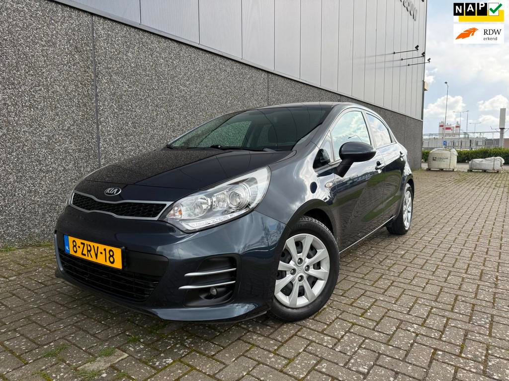 Kia Rio 1.2 CVVT DynamicLine/Dealer OH/Nieuwe APK en beurt!, 1027 kg, 4 cilinders, Blauw, Origineel Nederlands