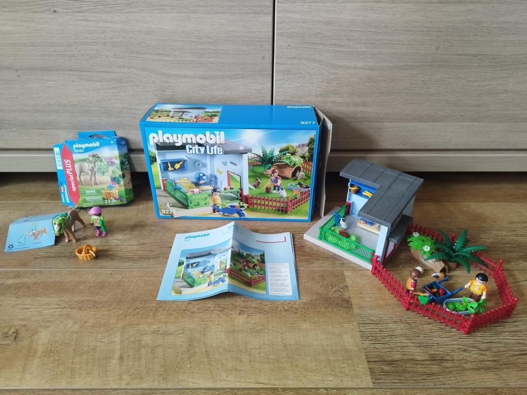 Playmobil 9277 Knaagdieren verblijf & 70060 Pony Verzorging, Ophalen of Verzenden, Zo goed als nieuw, Complete set