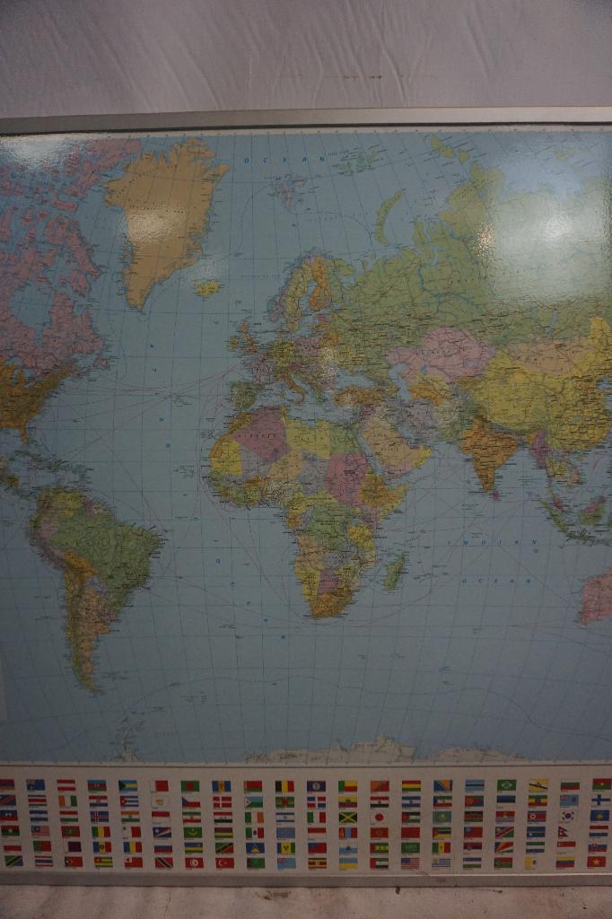 Landkaart wereldkaart bord magnetisch 142x99.5, Landkaart, 1800 tot 2000, Wereld, Ophalen