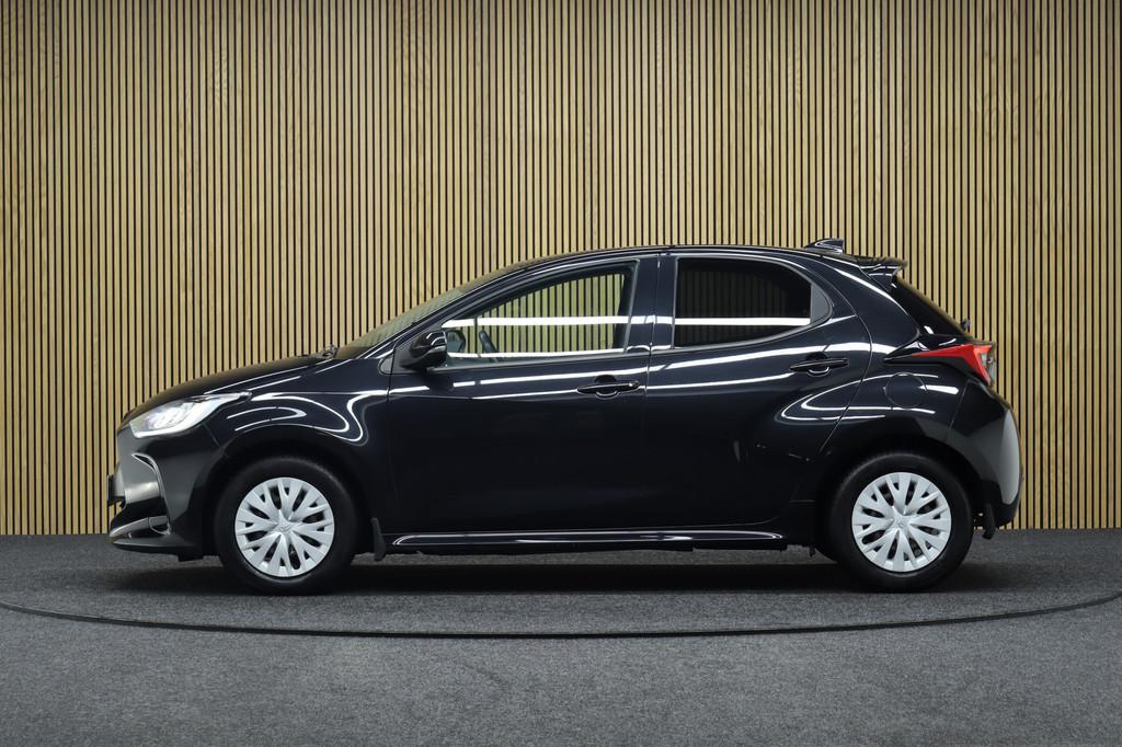 Toyota Yaris 1.5 VVT-i Business Plus | Adaptive-cruise | Cam, 12 maanden, Stof, Zwart, 1490 cc