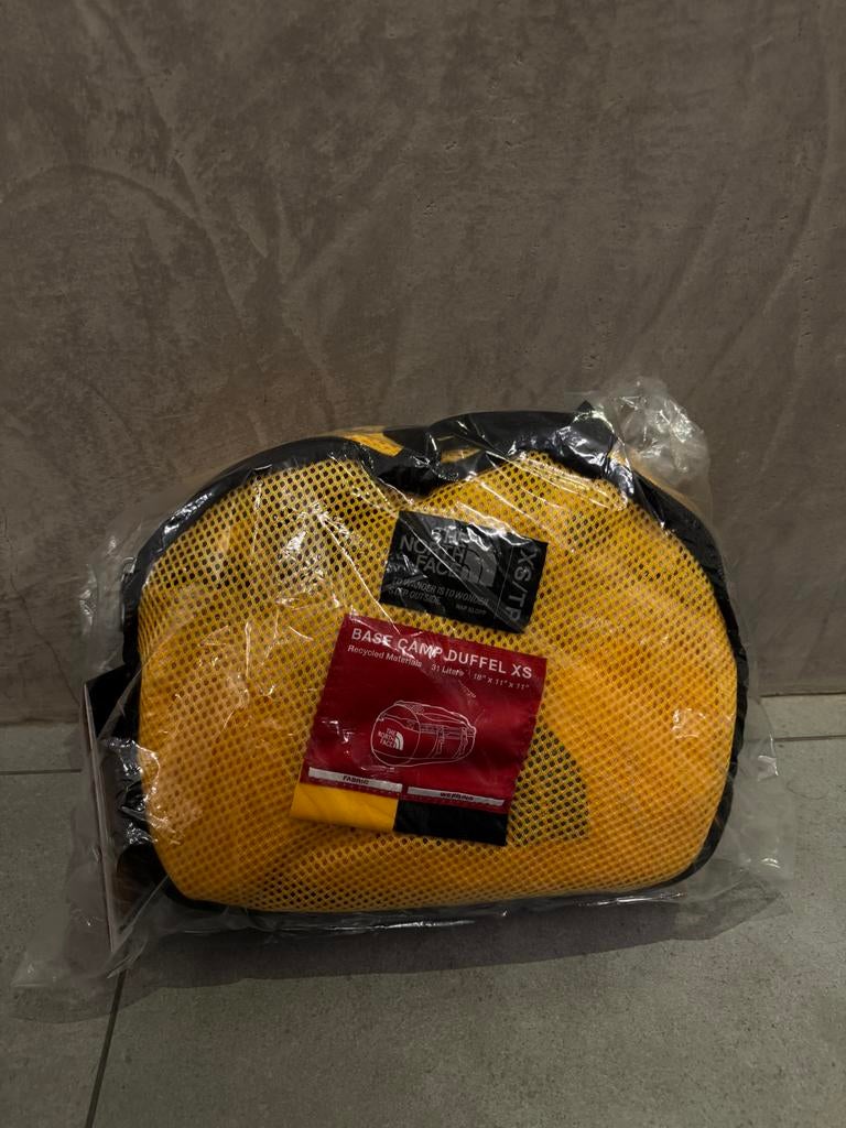 north face duffel bag xs, 40 tot 60 cm, 20 tot 30 cm, Geel, Ophalen of Verzenden