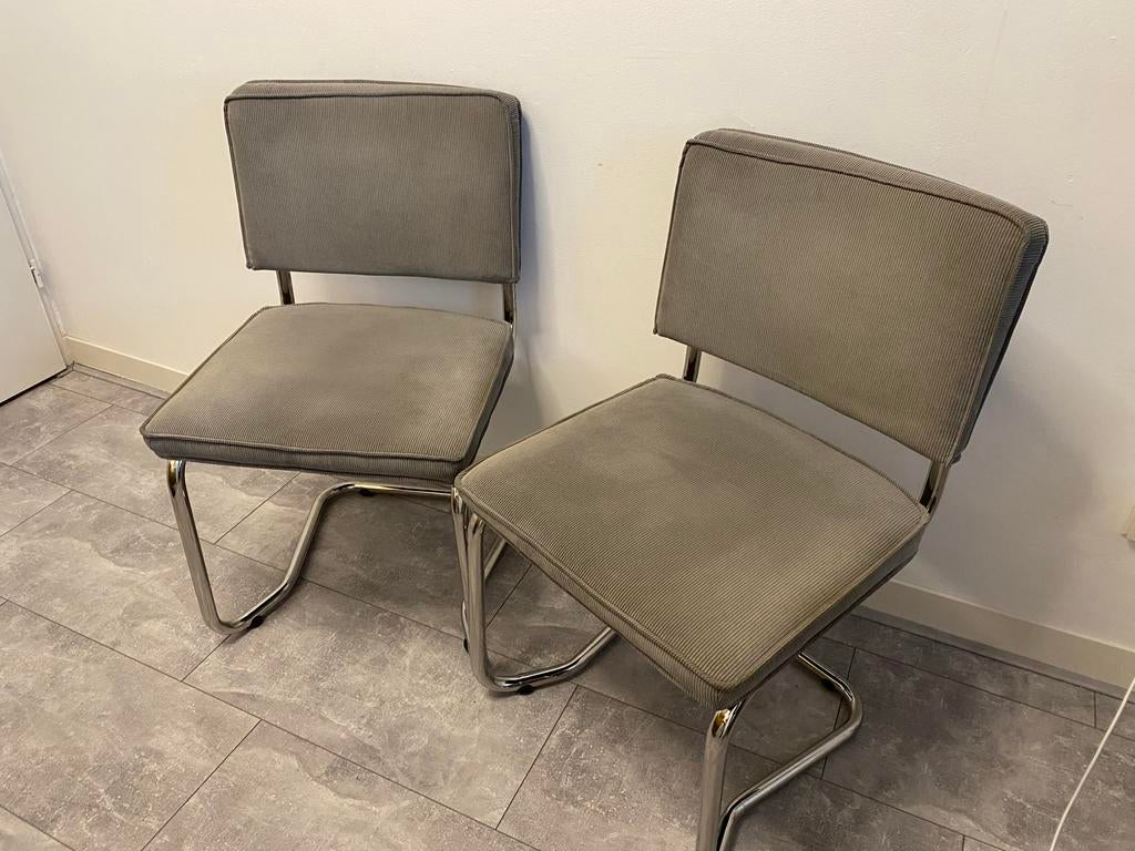 Zuiver ridge rib kink stoelen twee stuks grijs, Ophalen, Zo goed als nieuw, Grijs, Twee