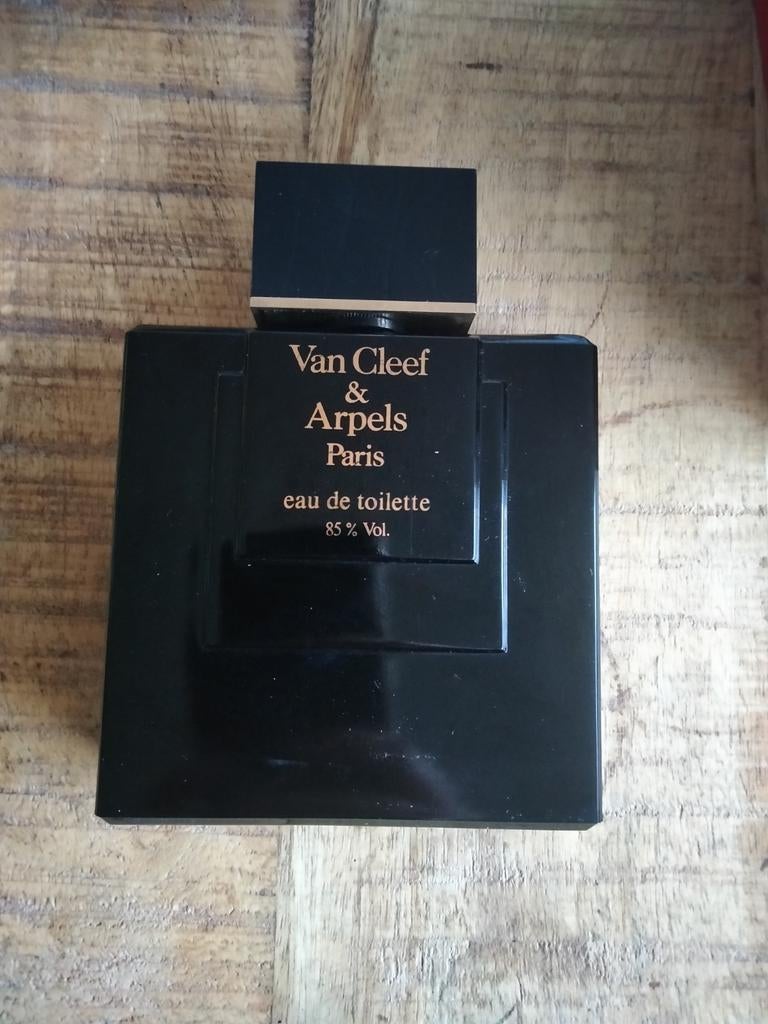 Van Cleef & Arpels Etalagemateriaal/Factice/Dummy., Verzamelen, Parfumverzamelingen, Ophalen of Verzenden, Parfumfles
