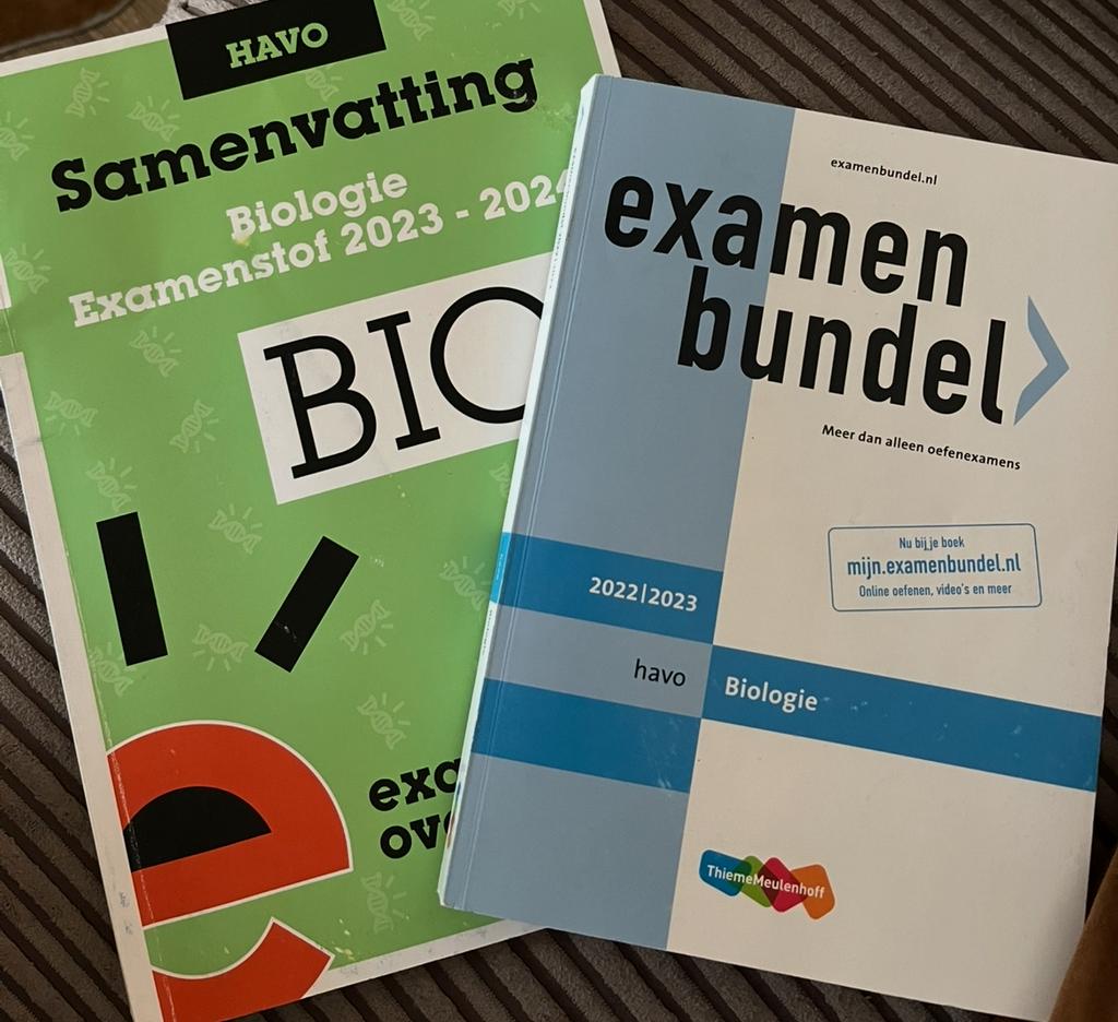 Examenbundels HAVO Biologie, Economie, Wiskunde A, Ophalen of Verzenden, Zo goed als nieuw, HAVO, Biologie