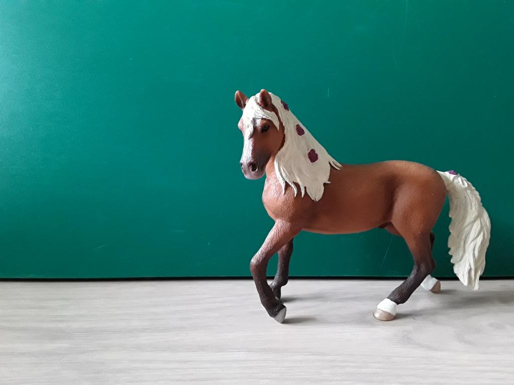Schleich Paso Fino hengst, Ophalen of Verzenden, Gebruikt, Paard, Beeldje of Figuurtje