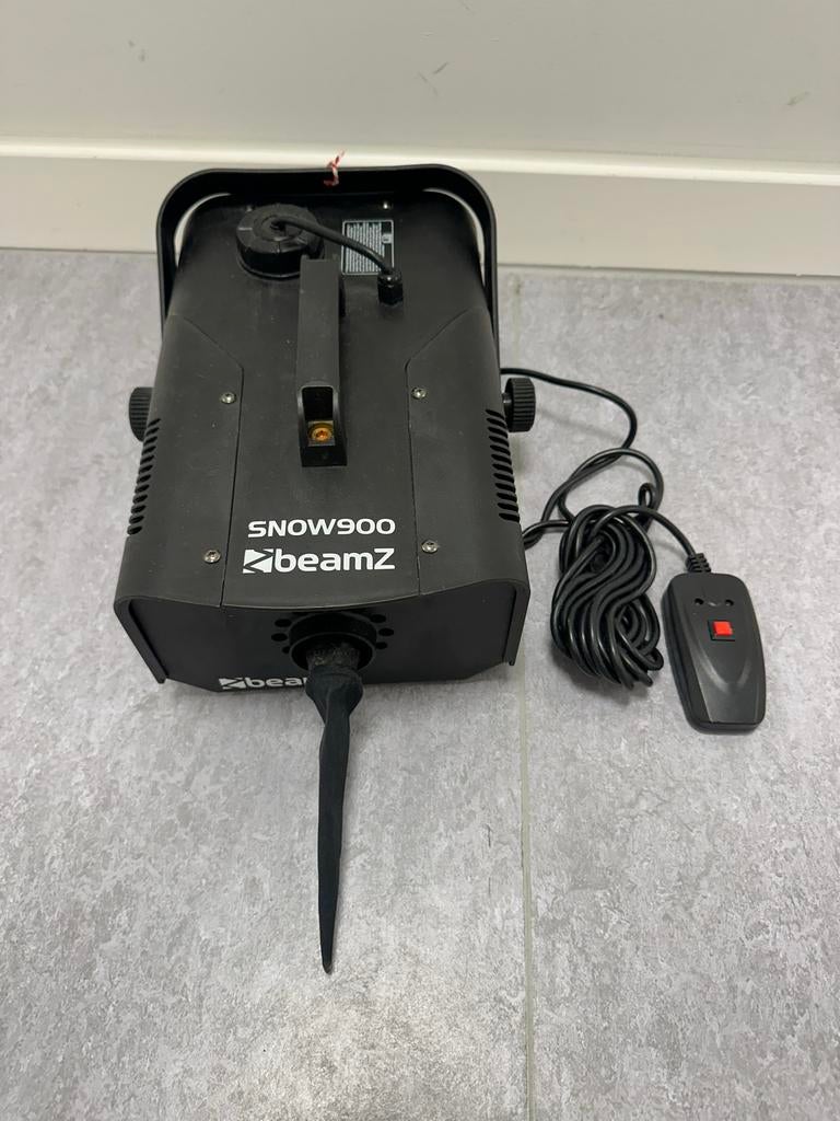 BeamZ SNOW900 - 900W Sneeuwmachine, snow machine 900, Ophalen of Verzenden, Zo goed als nieuw, Rookmachine