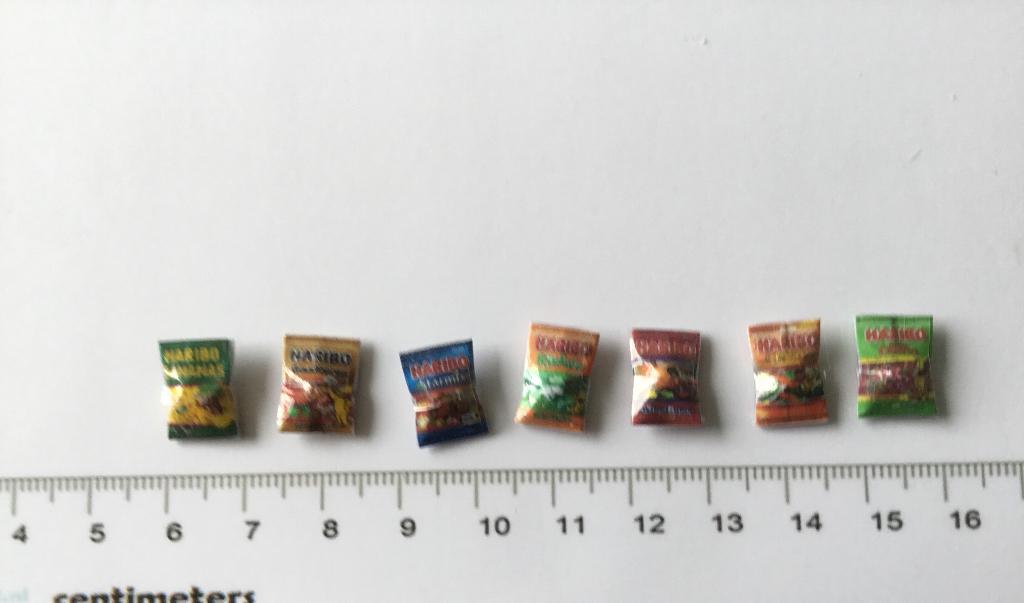 Poppenhuis miniaturen zakje snoep 180, Ophalen of Verzenden, Nieuw, Poppenhuis