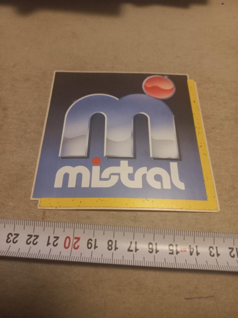 Mistral, Ophalen of Verzenden, Zo goed als nieuw