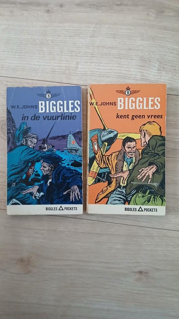 2 stuks Biggles pocket, Boeken, Ophalen of Verzenden, Zo goed als nieuw