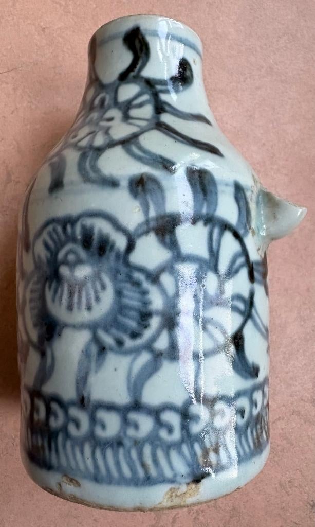 Oud kannetje, Chinees porselein, beschadigd, Ophalen of Verzenden