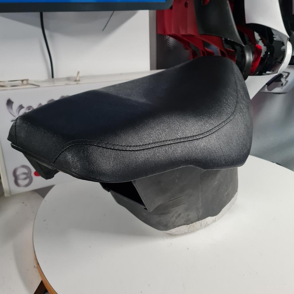 Sym jet 2takt 2006 buddyseat zadel zeer netje met bak, SYM, NL, Sym, Ophalen of Verzenden