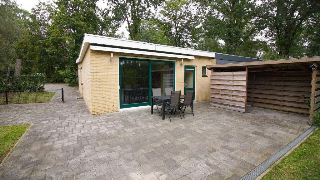 Vakantiewoning Zelhem, In bos, 2 slaapkamers, Landelijk, Chalet, Bungalow of Caravan