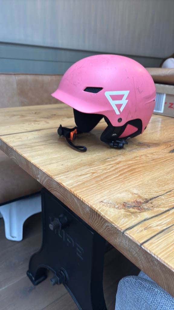 Skihelm voor meisje brunotti 52 tot 56cm met bril, Gebruikt, Kleding, Skiën, Minder dan 100 cm