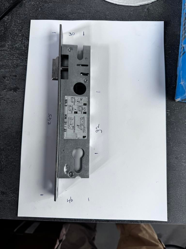 Kgv smal slot, Doe-het-zelf en Verbouw, Hang- en Sluitwerk, Ophalen of Verzenden, Nieuw, IJzer, Slot