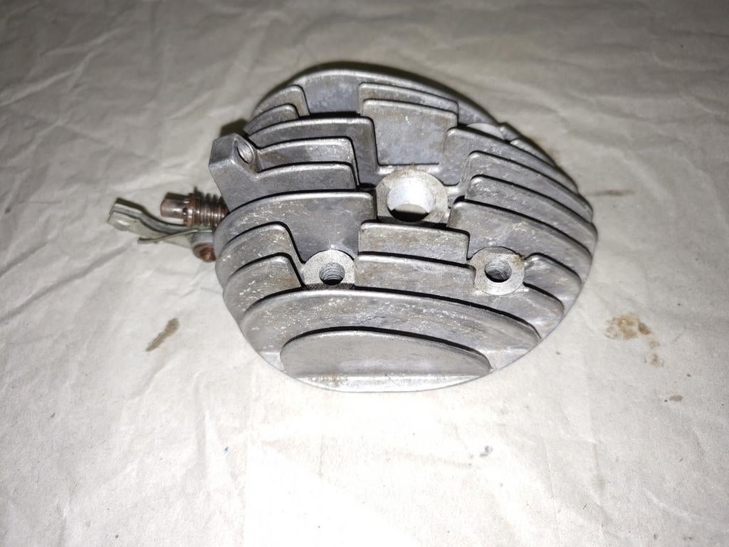 Cilinderkop Jlo, Ilo met decompresseur, Fietsen en Brommers, Brommeronderdelen | Oldtimers, Ophalen of Verzenden, Nieuw, Cilinder