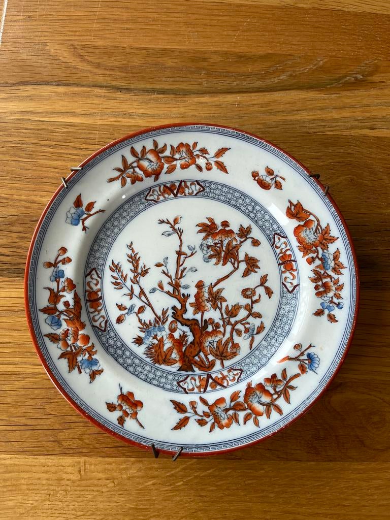 3 wandbordjes van P. Regout, Ophalen