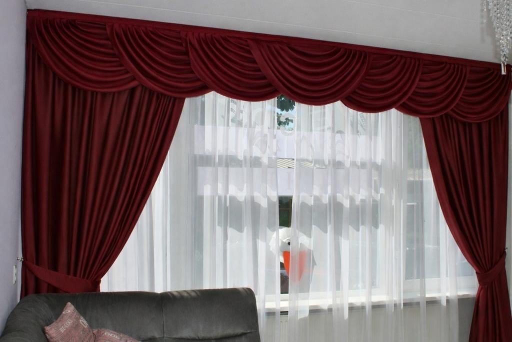 Bordeauxrode overgordijnen met bogen, 540x238 cm, Ophalen, 200 cm of meer, Klassiek, Zo goed als nieuw