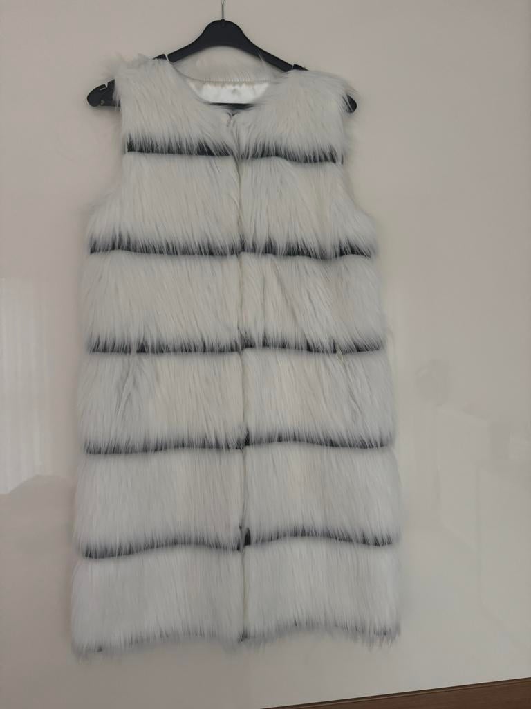 Mooie gilet/bodywarmer. Maat 38., Ophalen of Verzenden, Zo goed als nieuw, Maat 38/40 (M)