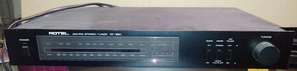ROTEL am/fm stereo tuner RT-830, Ophalen, Gebruikt