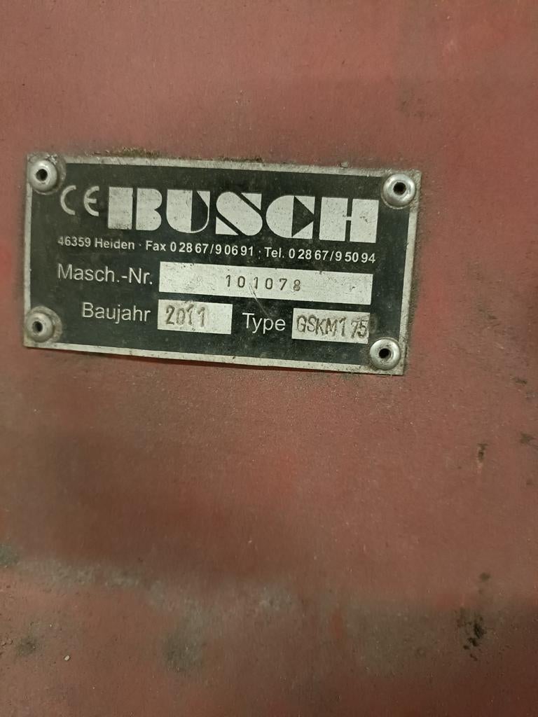 Busch hydraulische veegmachine met zijborstel en opvangbak, Tuin en Terras, Veegmachines, Ophalen of Verzenden, Gebruikt, BuSCH