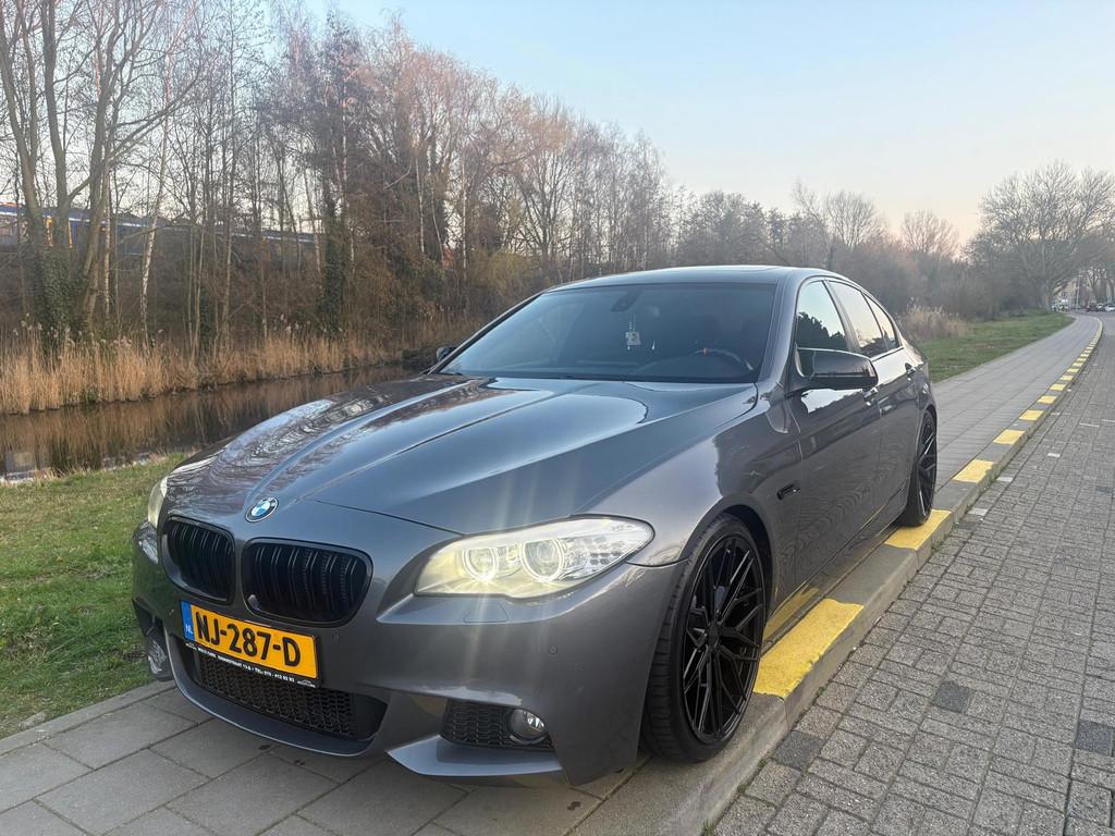 BMW 5-serie 535xi High Executive, Auto's, BMW, Euro 5, Navigatiesysteem, Gebruikt, 2000 kg