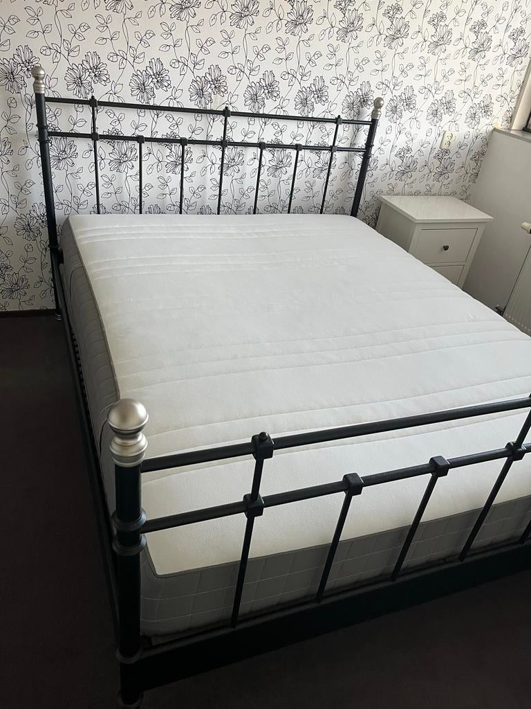 Tweepersoonsbed 160x200 met lattenbodem en matras, Ophalen, Zwart, Tweepersoons, Zo goed als nieuw