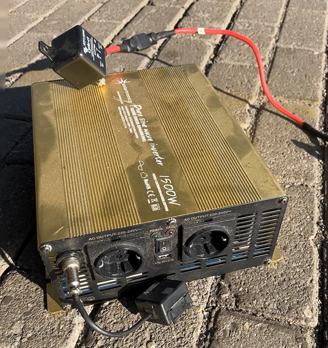 Omvormer 12 naar 220 volt 1500 watt, Caravans en Kamperen, Ophalen, Gebruikt