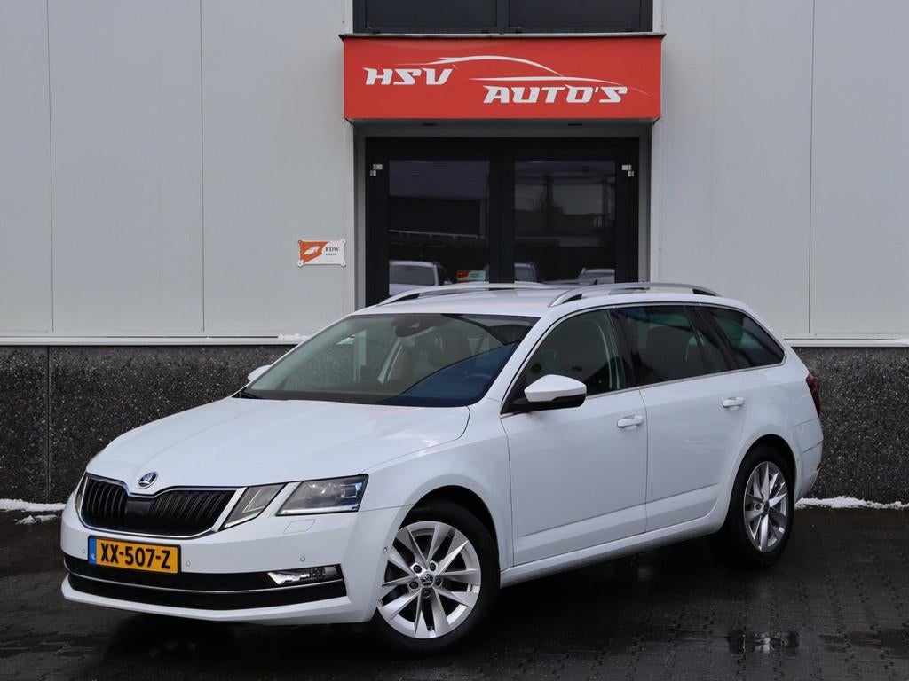 Skoda Octavia Combi 1.0 TSI Greentech Style Business, Auto's, Skoda, Voorwielaandrijving, Adaptive Cruise Control, Gebruikt, Euro 6