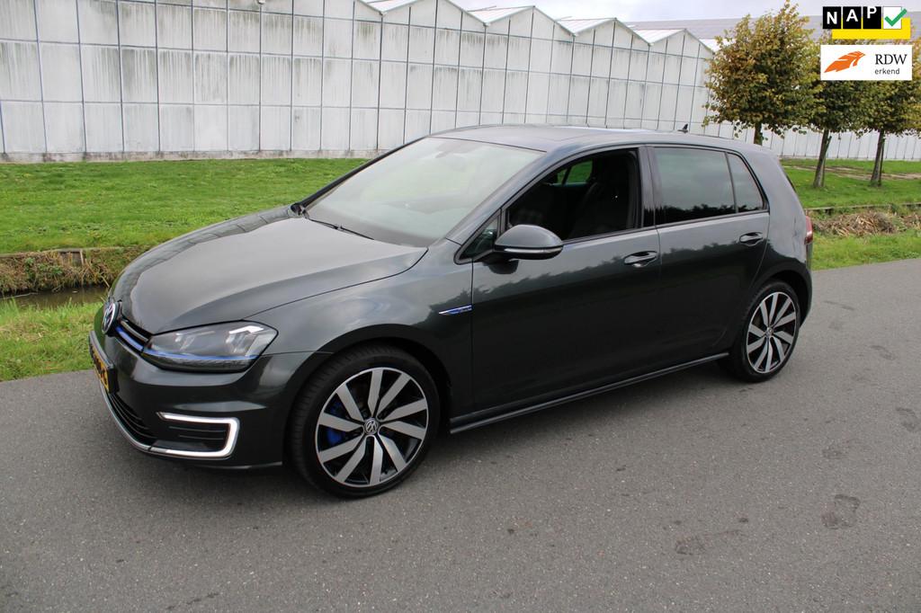 Volkswagen Golf 1.4 TSI GTE 5 Drs met Panoramadak, 8 kWh, Gebruikt, Euro 6, 4 cilinders
