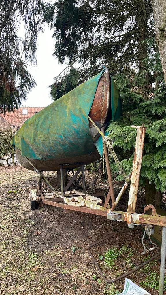 Boot hobbyproject op trailer - Gratis af te halen Apeldoorn, Ophalen, Gebruikt