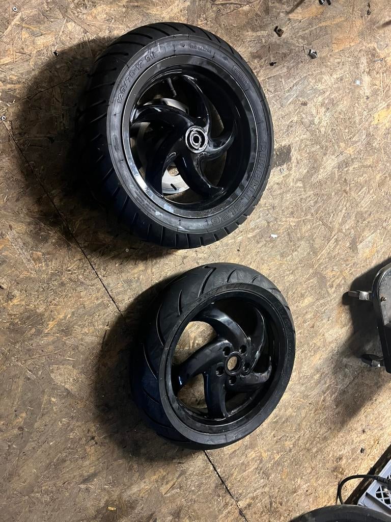 Gilera runner 180 dd velgen velgenset wielen zwart, Ophalen of Verzenden