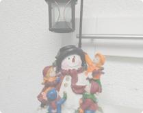 Sneeuwpop met lantaarn voor waxinelichtje, Diversen, Kerst, Ophalen of Verzenden, Zo goed als nieuw