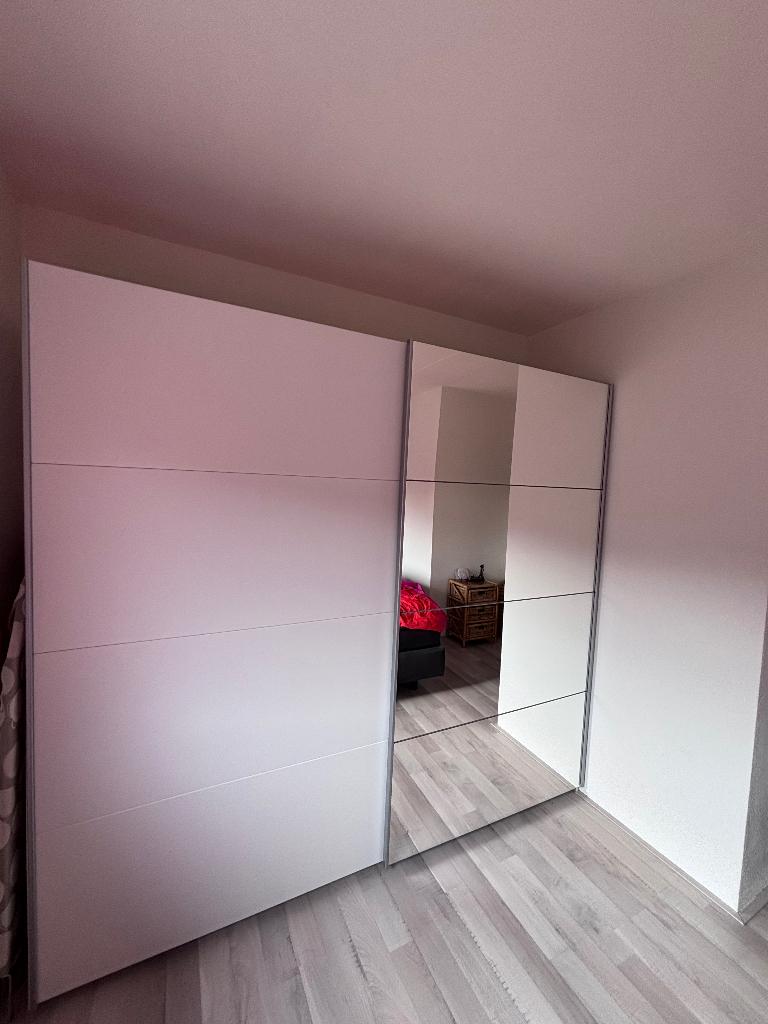 Kledingkast, Ophalen, 200 cm of meer, Met plank(en), Zo goed als nieuw