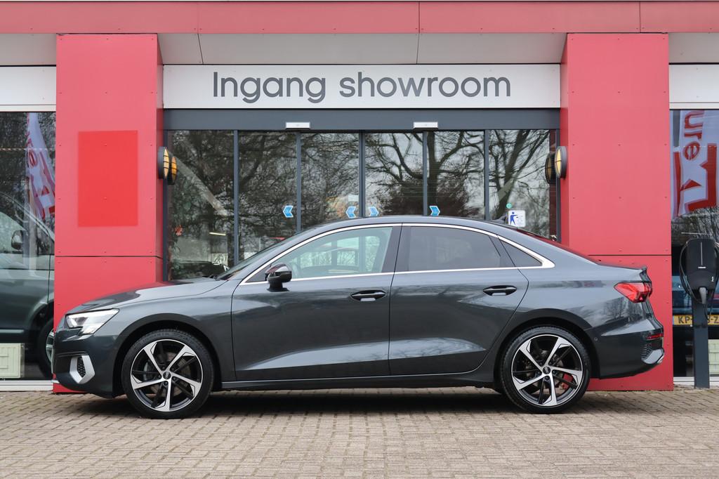 Audi A3 Limousine 30 TFSI Business edition | Origineel NL |, Stof, Gebruikt, 23 km/l, Bedrijf