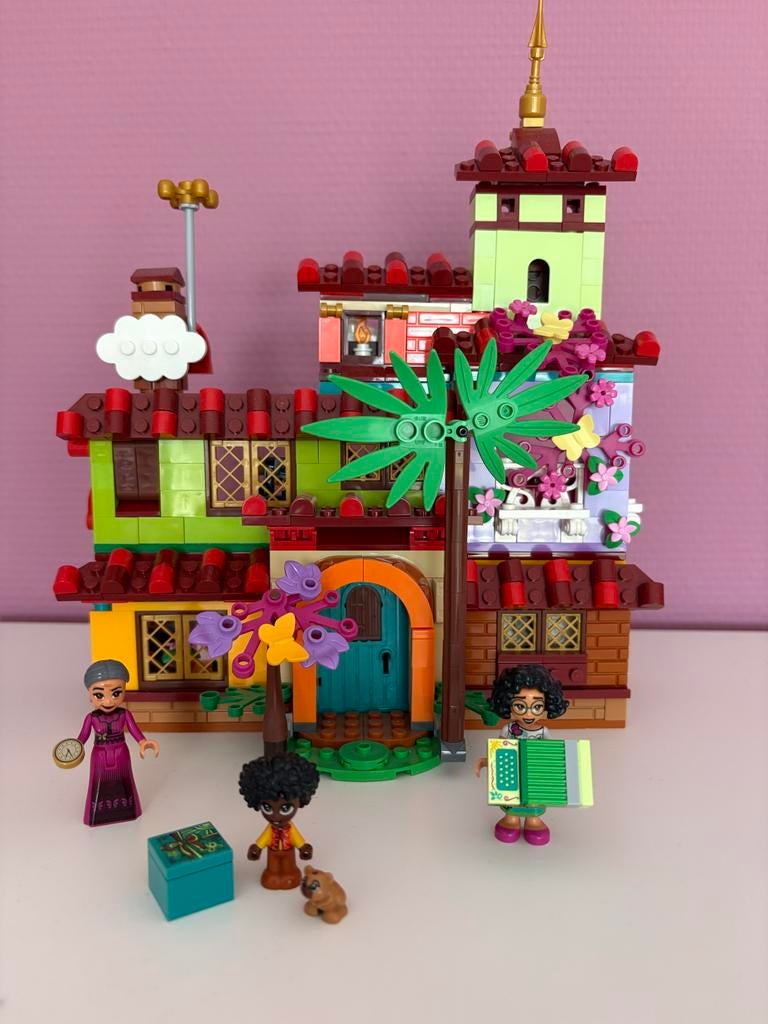 Lego Disney Encanto 43202 Het huis van de Madrigals, Ophalen of Verzenden, Zo goed als nieuw, Complete set, Lego