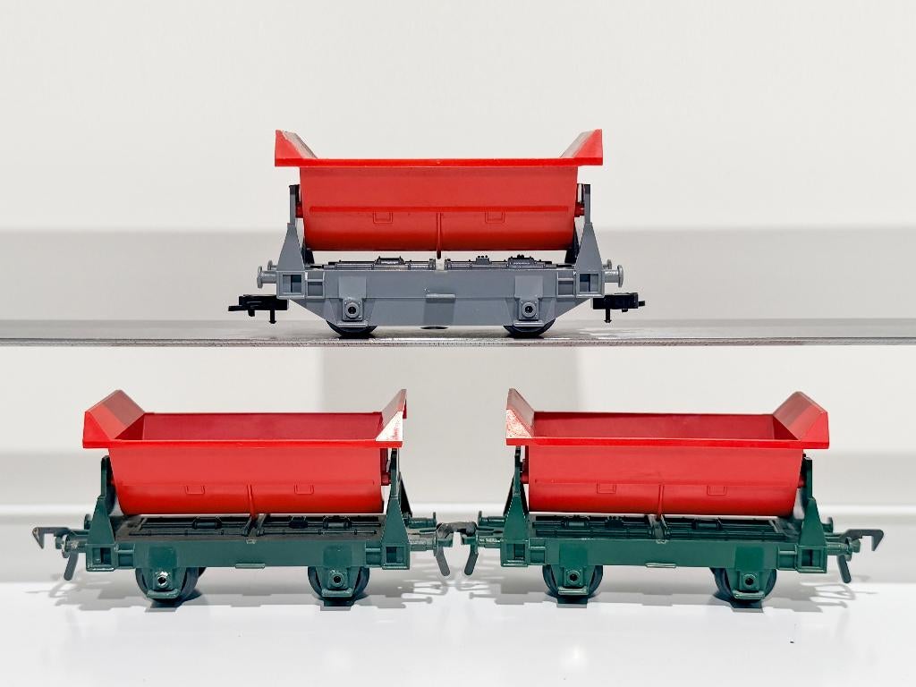 FLM: 5500 set van 3 kiepwagens rood voor H0-spoor, Ophalen, Gebruikt, Gelijkstroom, Fleischmann