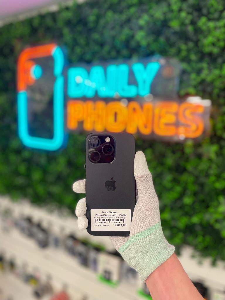 Zo goed als nieuw Apple iPhone 16 Pro 256GB, Ophalen of Verzenden, Zo goed als nieuw