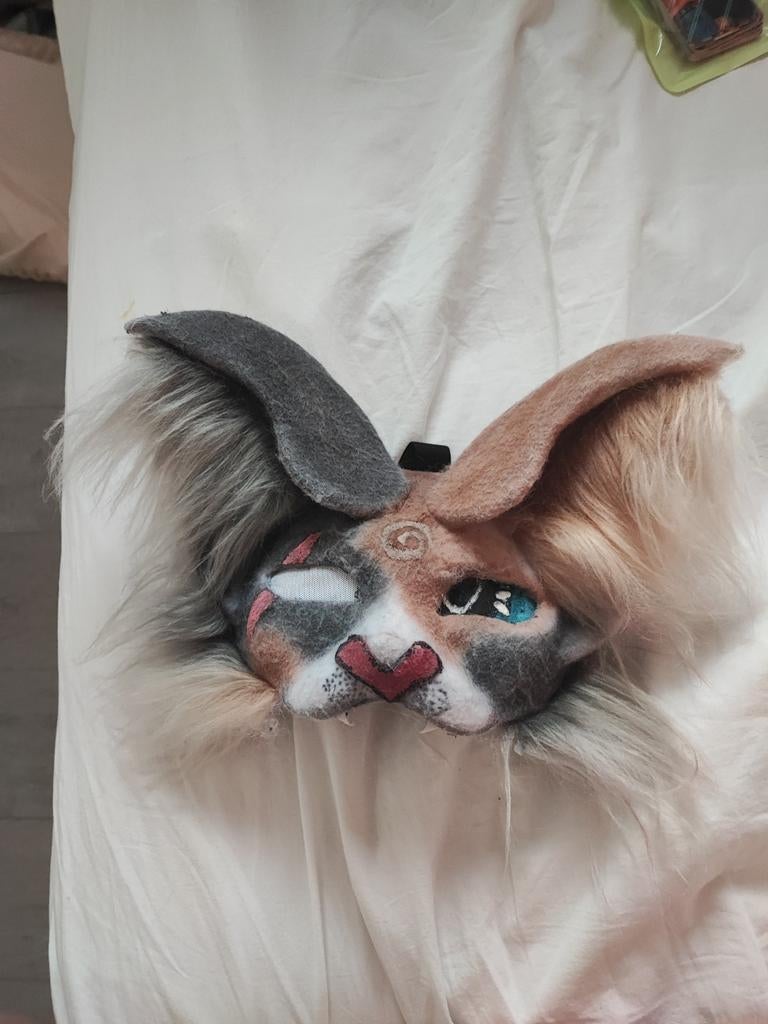 Furry masker met stiften set ACTIE, Ophalen of Verzenden, Zo goed als nieuw