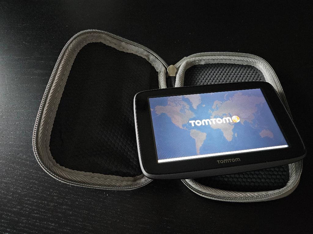 TomTom GO 5200 World Bundel, Auto diversen, Verzenden, Gebruikt