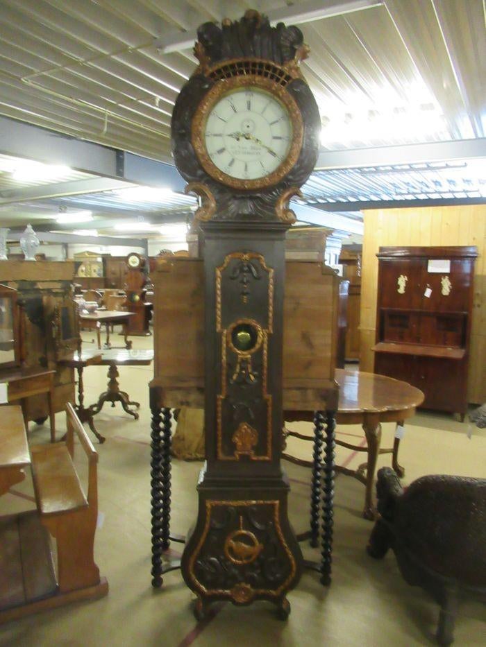 Oer 10819 18e eeuwse Brabantse pofferklok "Bussel Eindhoven", Ophalen