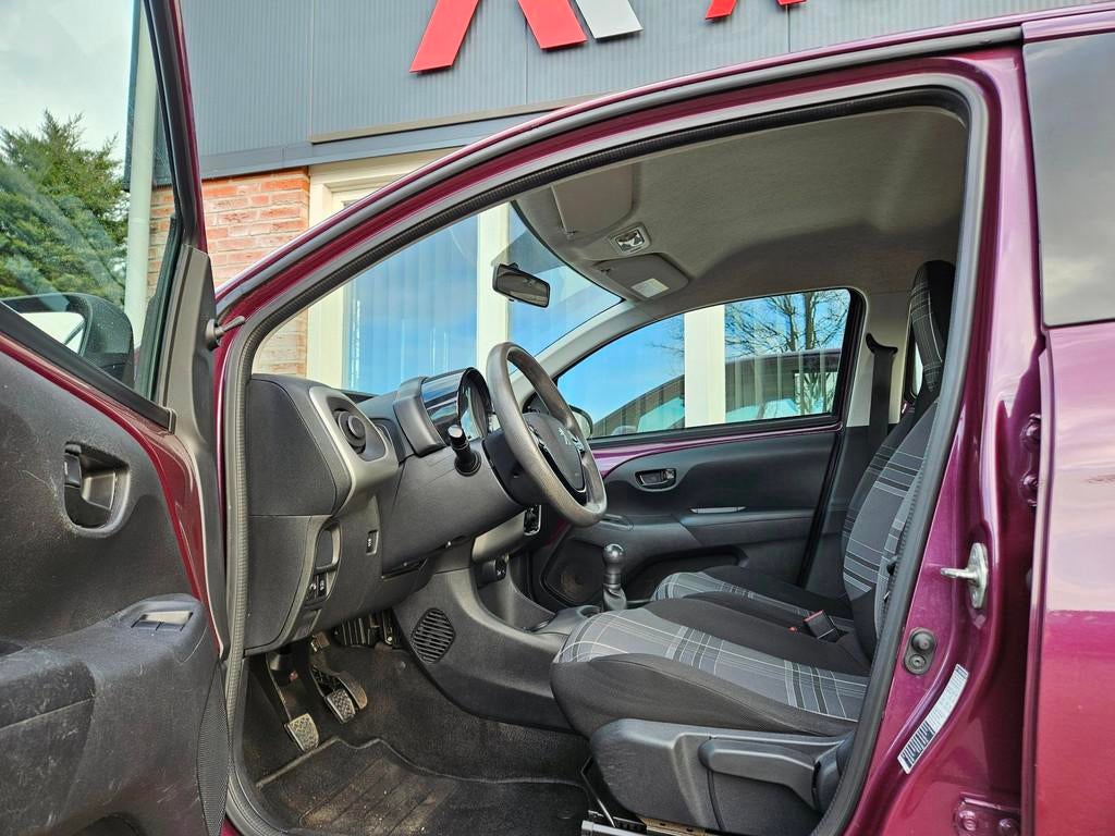 Peugeot 108 1.0 e-VTi Envy Airco! 5-Deurs! Camera! Leuke/Net, Voorwielaandrijving, Gebruikt, Euro 6, 4 stoelen