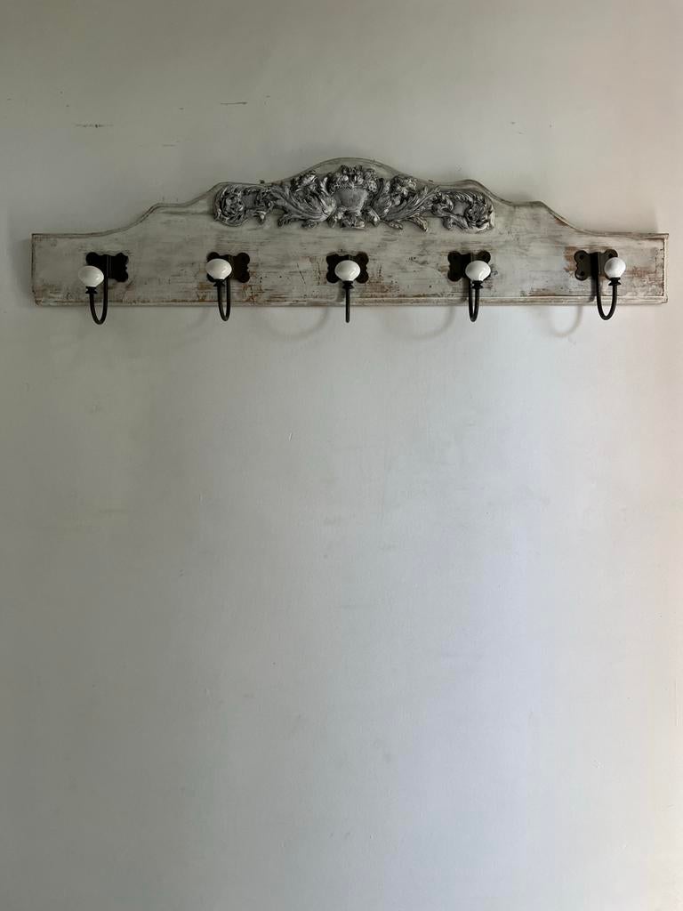 Brocante Wandkapstok 87 cm met 5 Porseleinen Haken, Huis en Inrichting, Woonaccessoires | Kapstokken, Gebruikt, Minder dan 100 cm