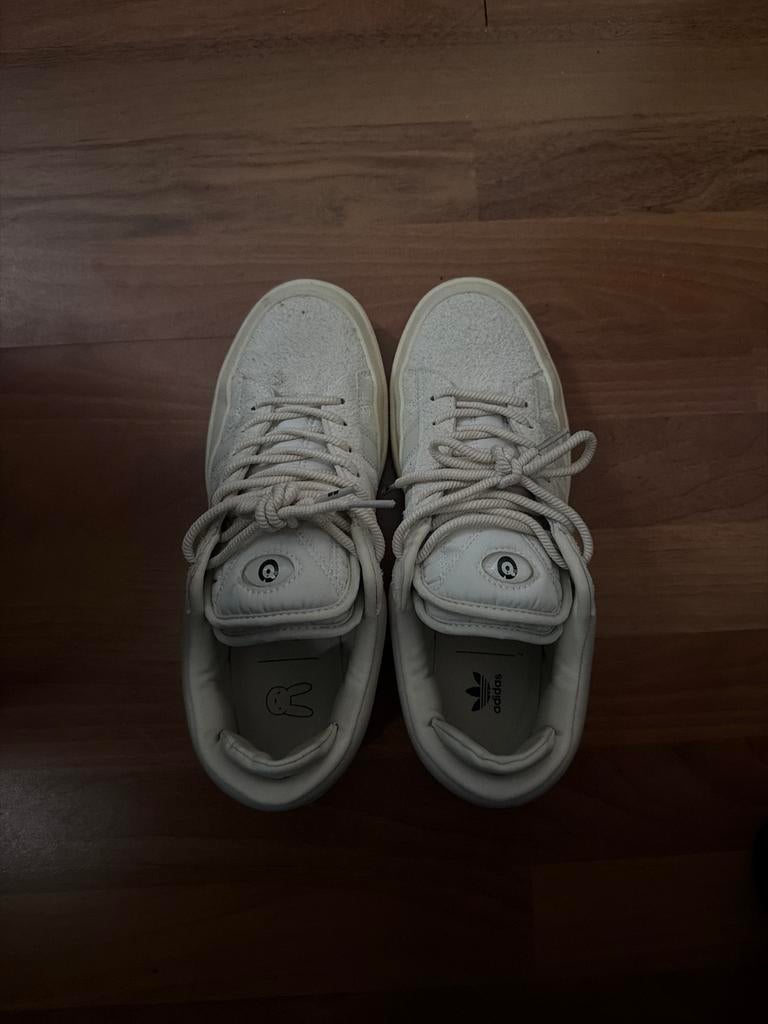 Bad Bunny Campus Adidas sneakers - maat 41 1/3, Kleding | Heren, Schoenen, Wit, Ophalen of Verzenden, Sneakers of Gympen, Gedragen