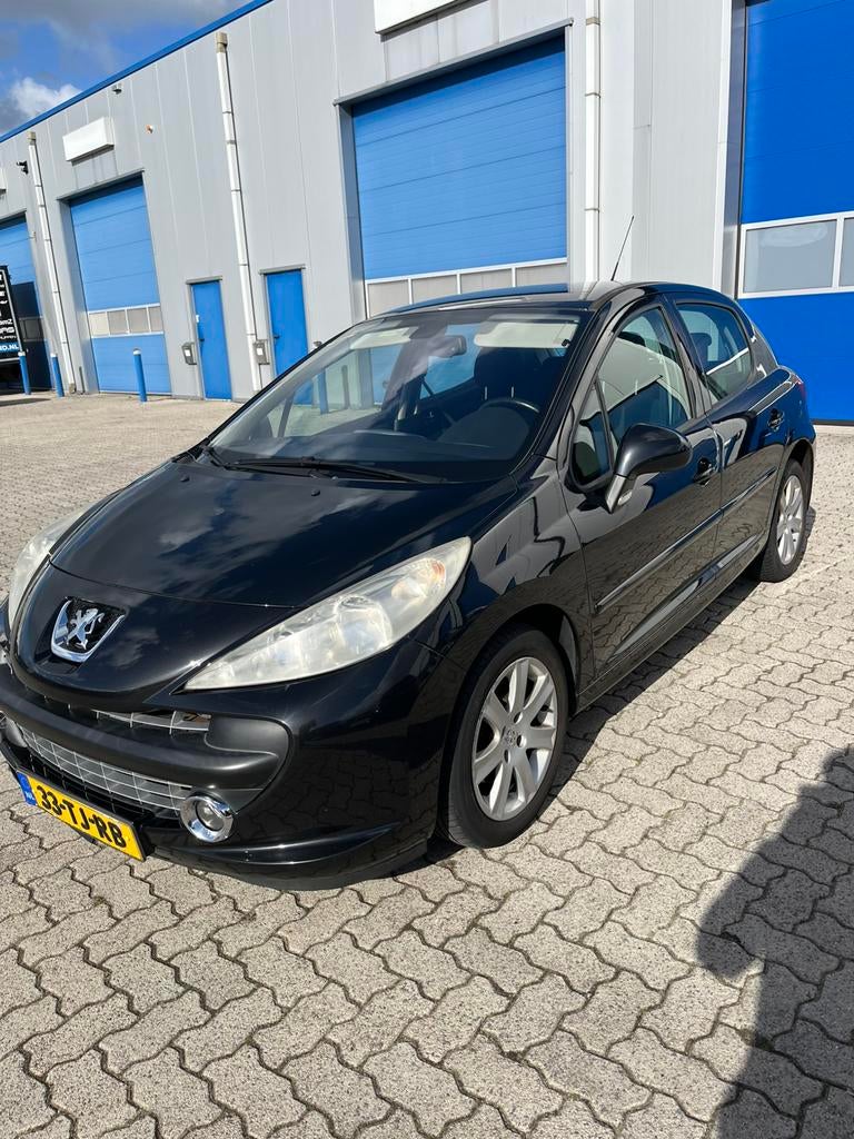 Peugeot 207 1.6 16V 5DRS 2006 Zwart, Auto's, Peugeot, Voorwielaandrijving, Zwart, Bedrijf, Handgeschakeld
