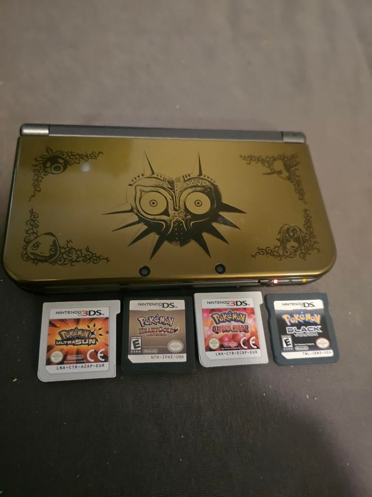 New Nintendo 3DS XL Majora's Mask Edition + 4 Pokémon games, Overige kleuren, 3DS XL, Ophalen of Verzenden, Gebruikt