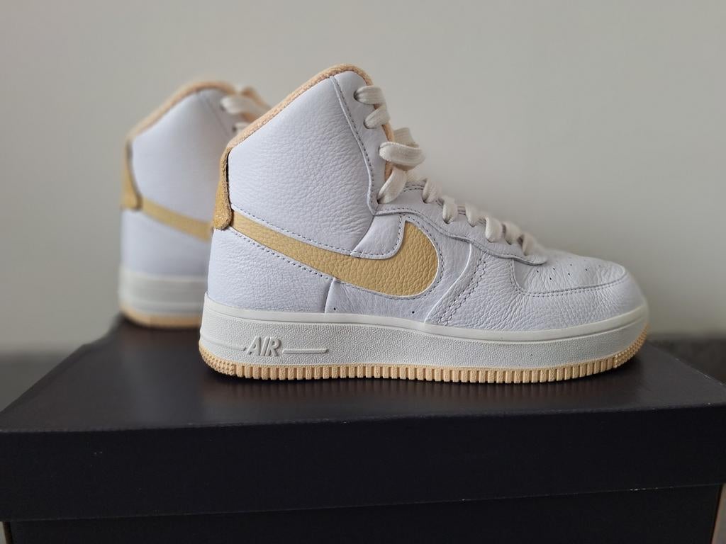 Nike Air Force 1 High wit geel maat 37.5 dames, Kleding | Dames, Schoenen, Wit, Nike, Ophalen of Verzenden, Sneakers of Gympen